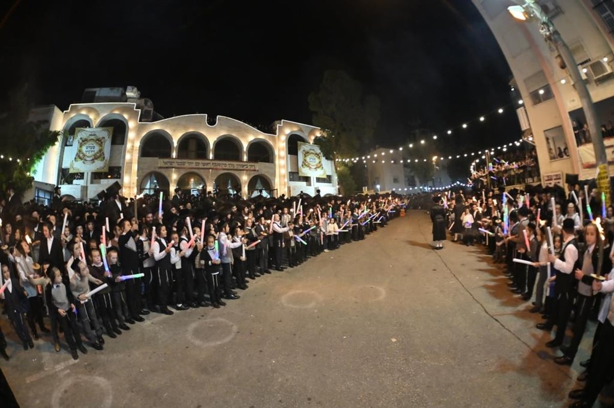 ימי השבע ברכות בחצרות סערט ויז'ניץ - ויז'ניץ - אונגוואר