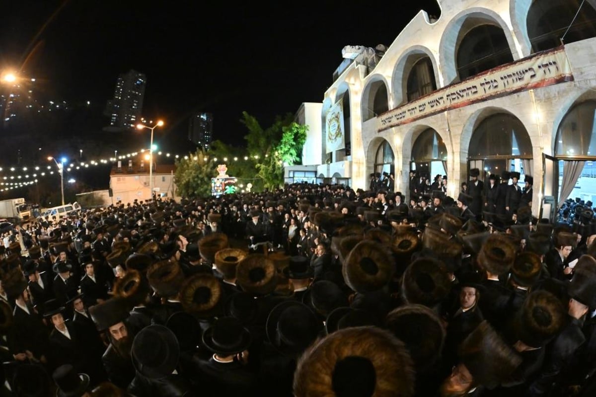 ימי השבע ברכות בחצרות סערט ויז'ניץ - ויז'ניץ - אונגוואר