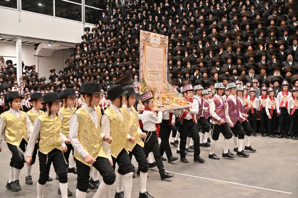 ימי השבע ברכות בחצרות סערט ויז'ניץ - ויז'ניץ - אונגוואר