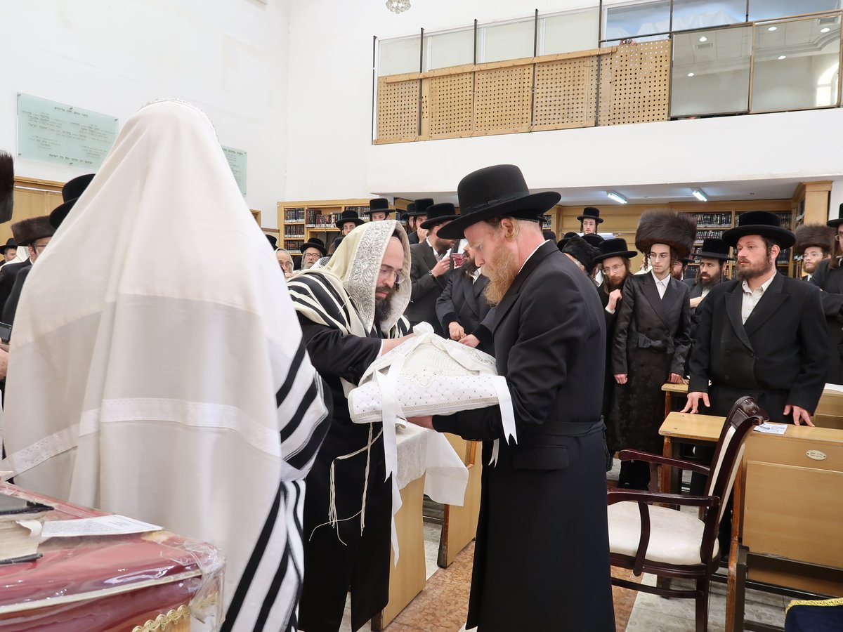 צפו בתיעוד: ברית לנין האדמו"ר מטשרנוביל