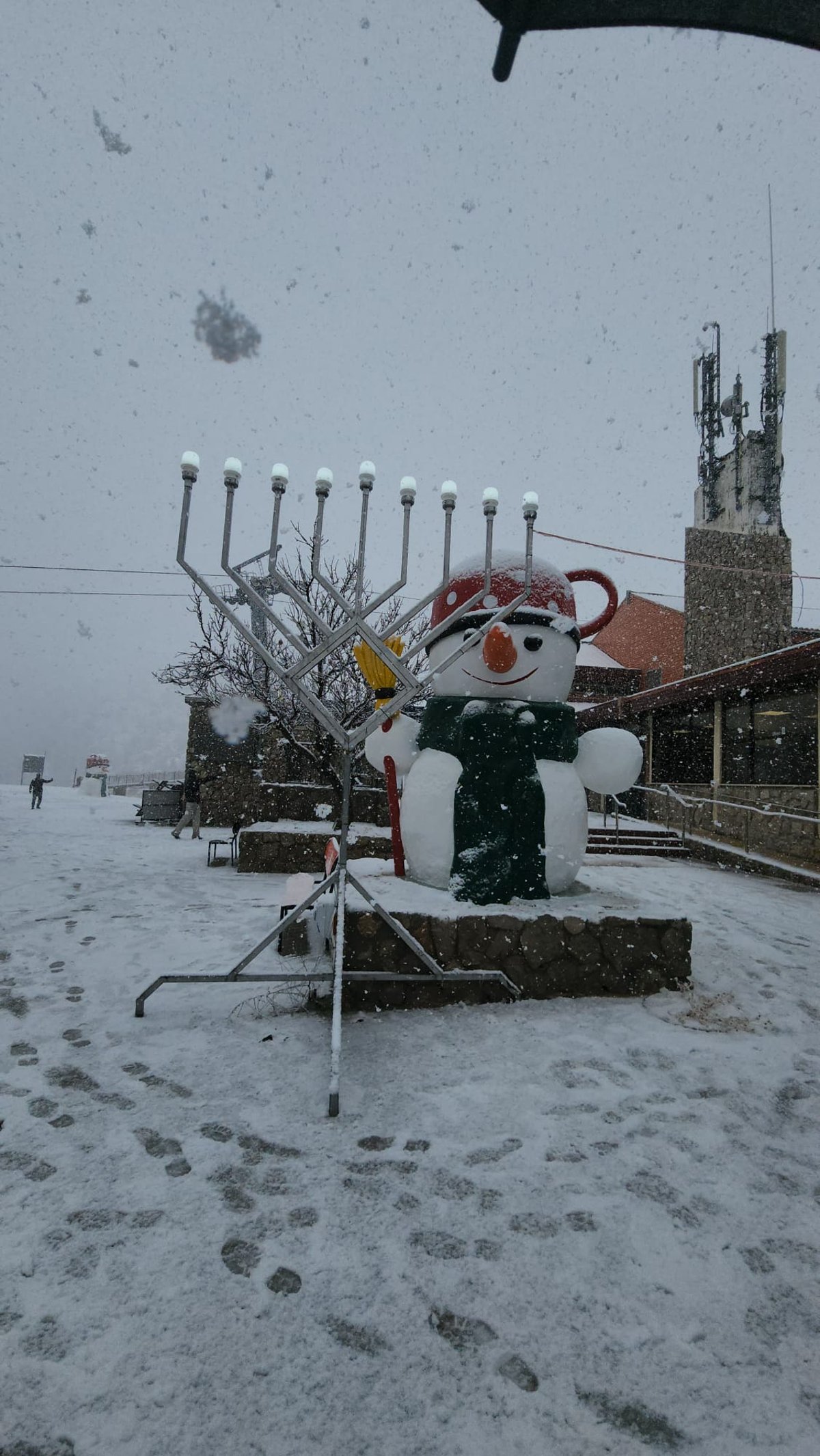 שיטפון בנחל אוג, הבריכות שהתמלאו והשלג בחרמון | תיעודים