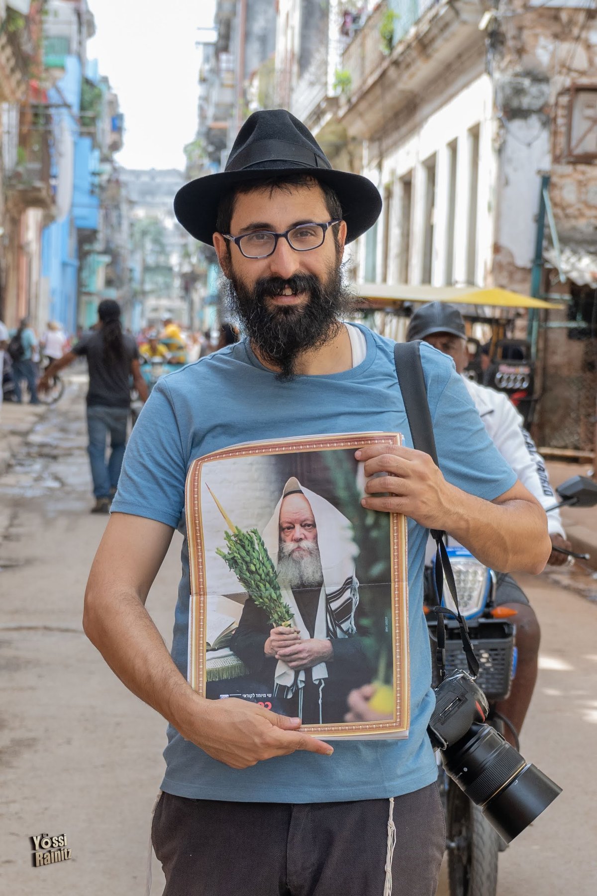 הכולל הכי קטן בעולם עם ארבעה אברכים • סיור מצולם