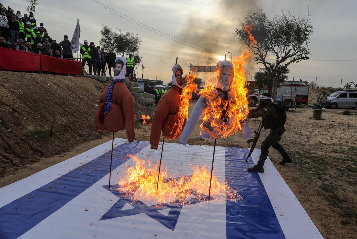 התרגיל הצבאי בעזה - שריפת בובות נתניהו ובן גביר | תיעוד