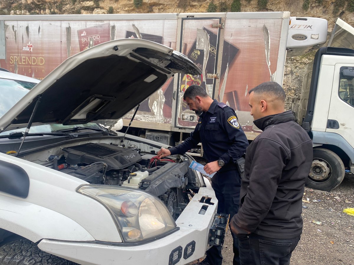 עשרות אלפי ביצים ומאות קופסאות סיגריות מזויפות הוחרמו