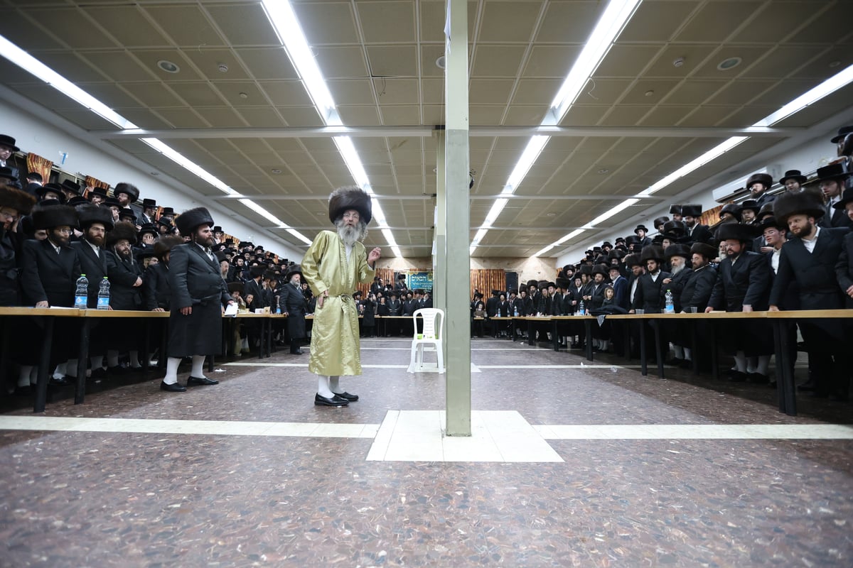 בראשות המשפיע: קהילות החסידים מאלעד שבתו במירון