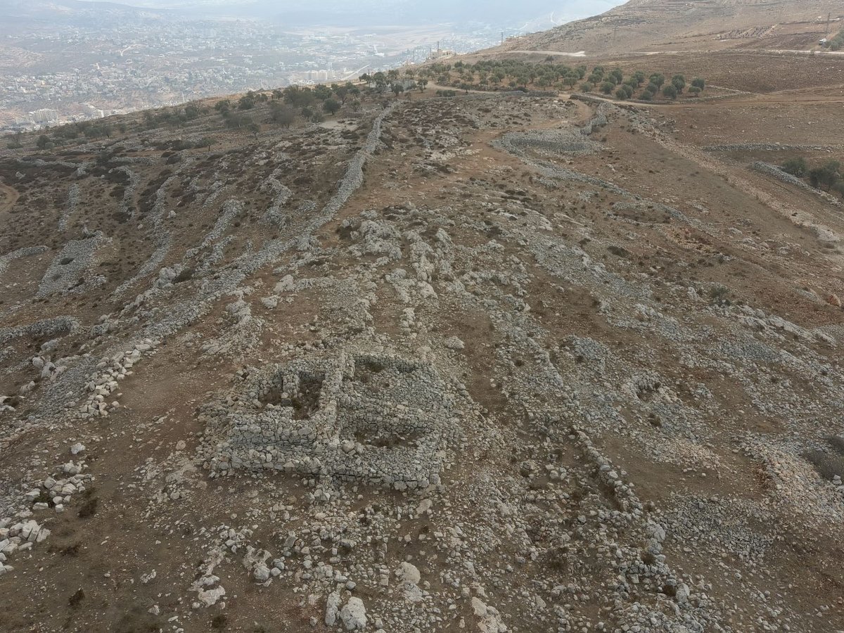 הרש"פ מתכננת: שכונה ערבית על חורבות 'מזבח יהושע'