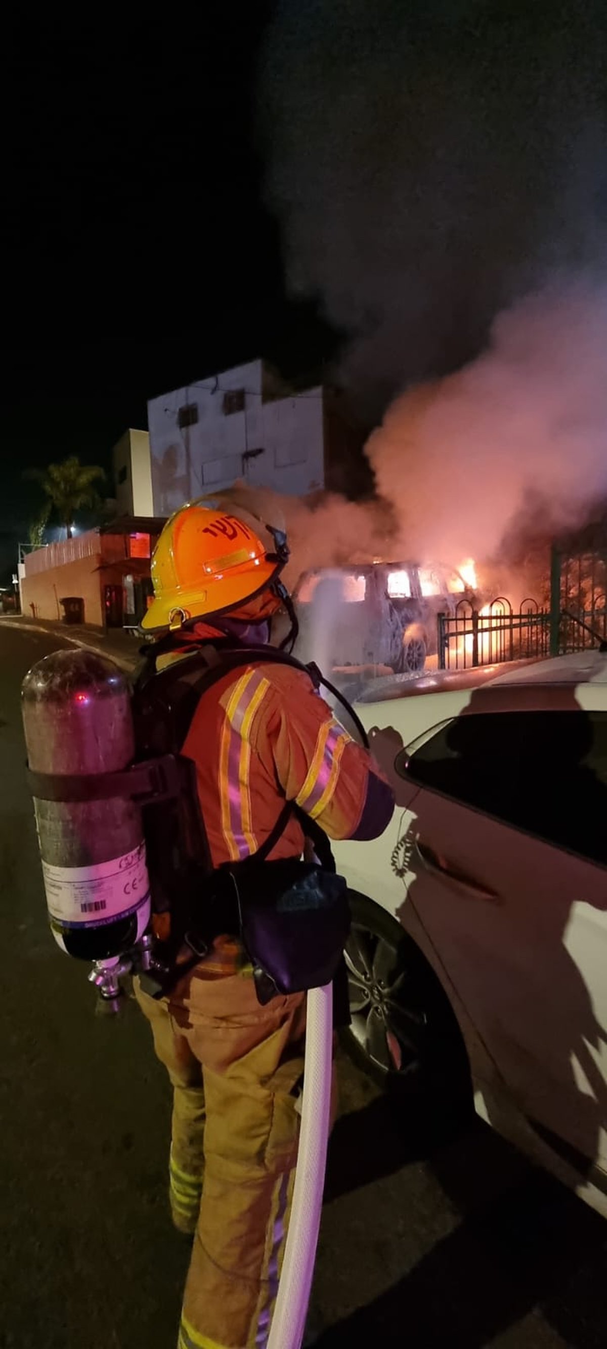 נס בבית שמש: רכב מונע בגז עלה באש | תיעוד