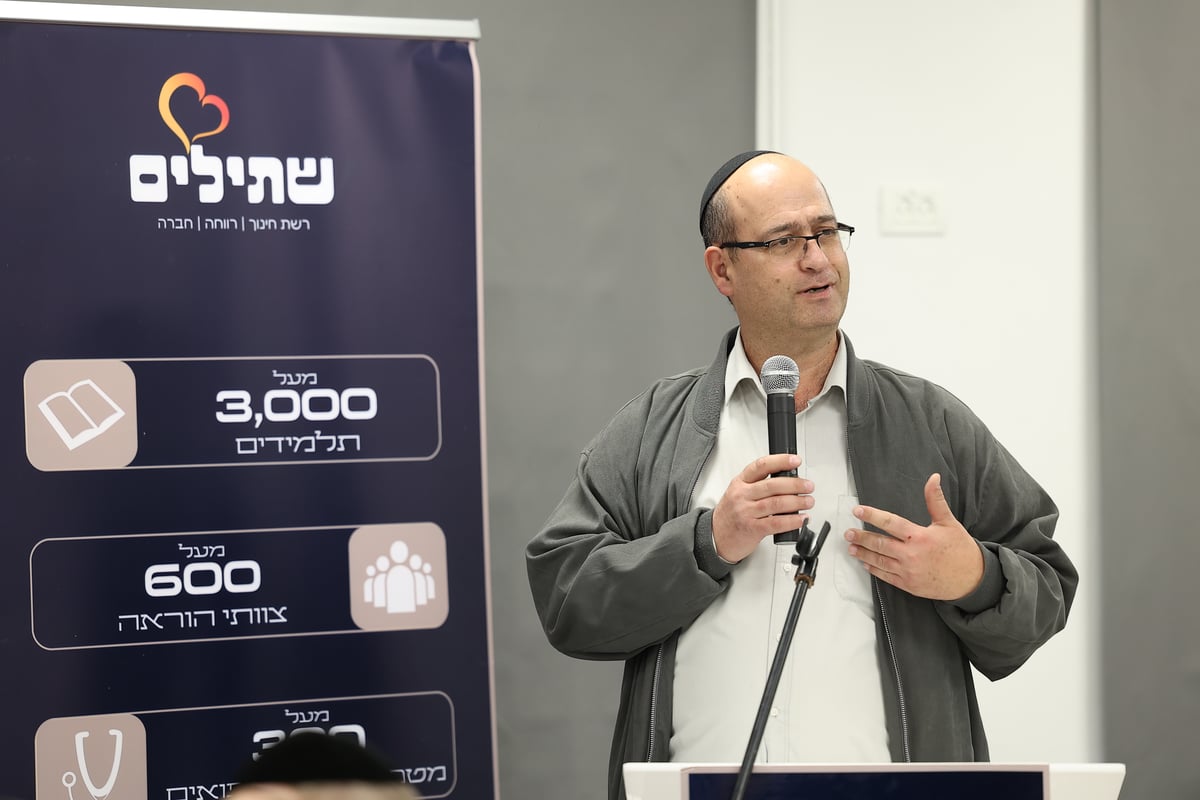 השר הרב חיים ביטון בביקור במוסדות 'שתילים'