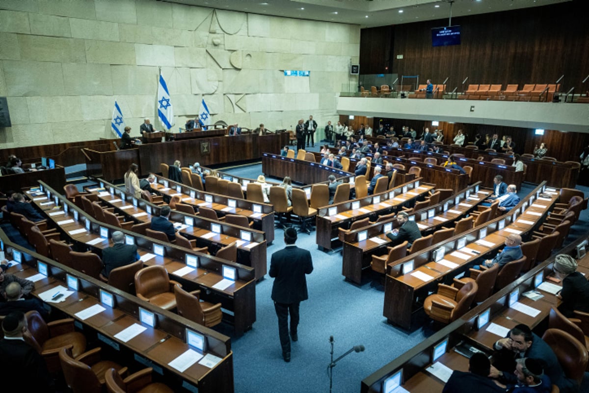 אושר בקריאה ראשונה: שלילת אזרחות למחבלים מורשעים