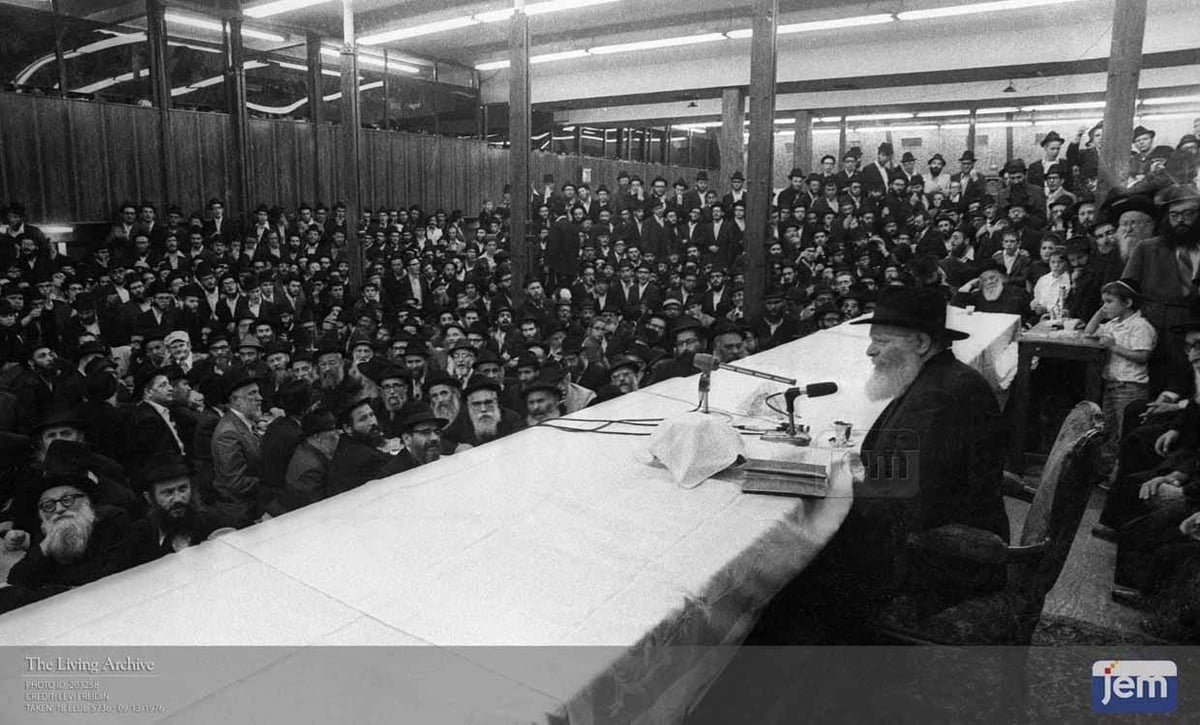 כשהרבי מליובאוויטש הסביר את המאמר של השווער | צפו