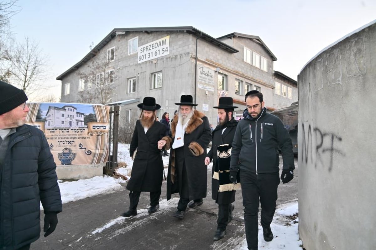 לרגל השמחה הגדולה: בקאז'ניץ ערכו מסע מיוחד לוורשא