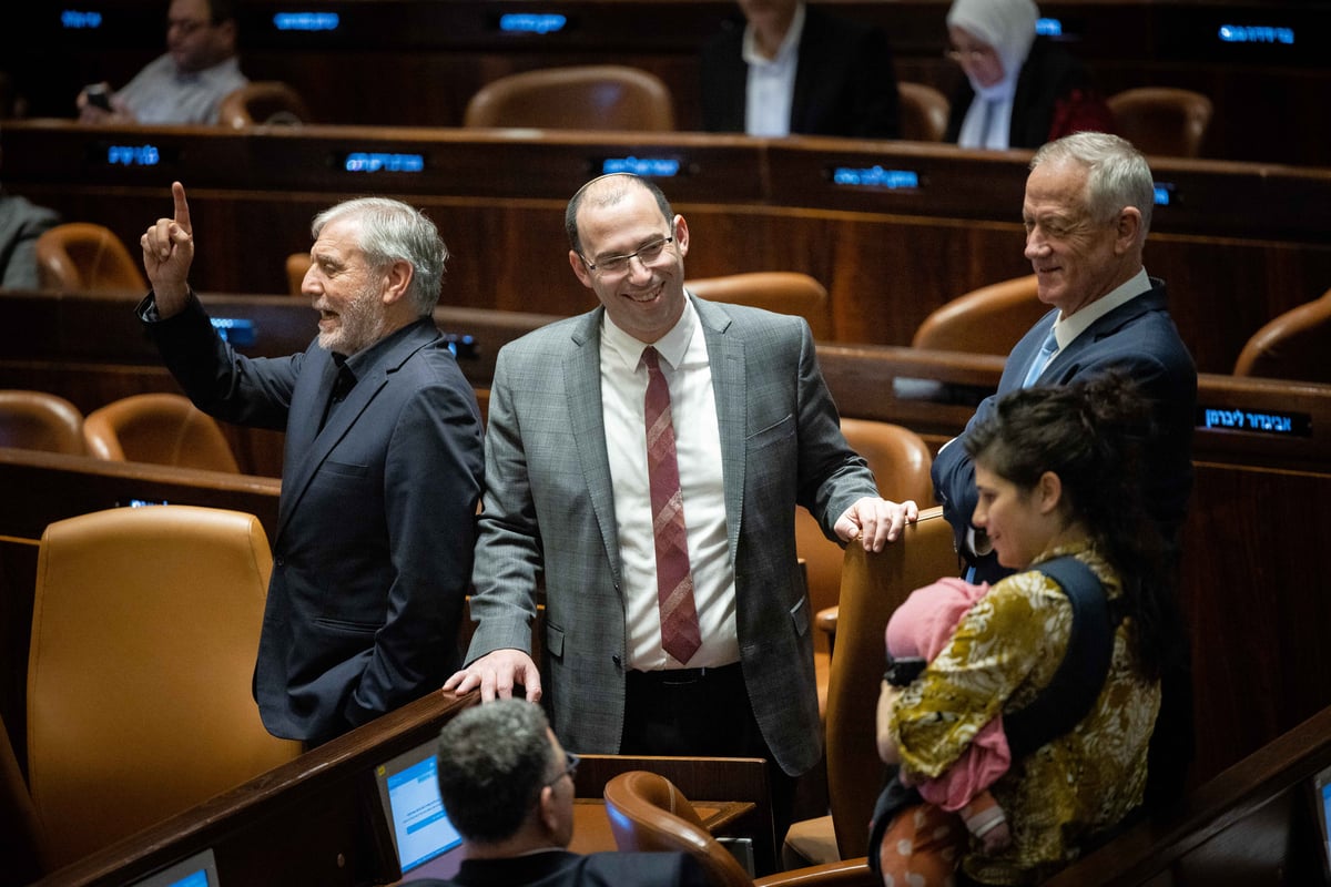 גלריה מסכמת: הלילה הדרמטי במליאת הכנסת. צפו