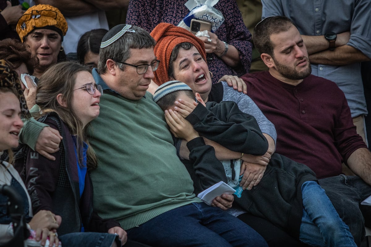 הלווית האחים יניב הי"ד: גלריה דומעת מהלווית הנרצחים