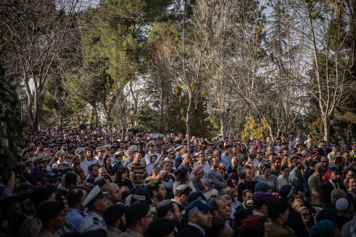 הלווית האחים יניב הי"ד: גלריה דומעת מהלווית הנרצחים