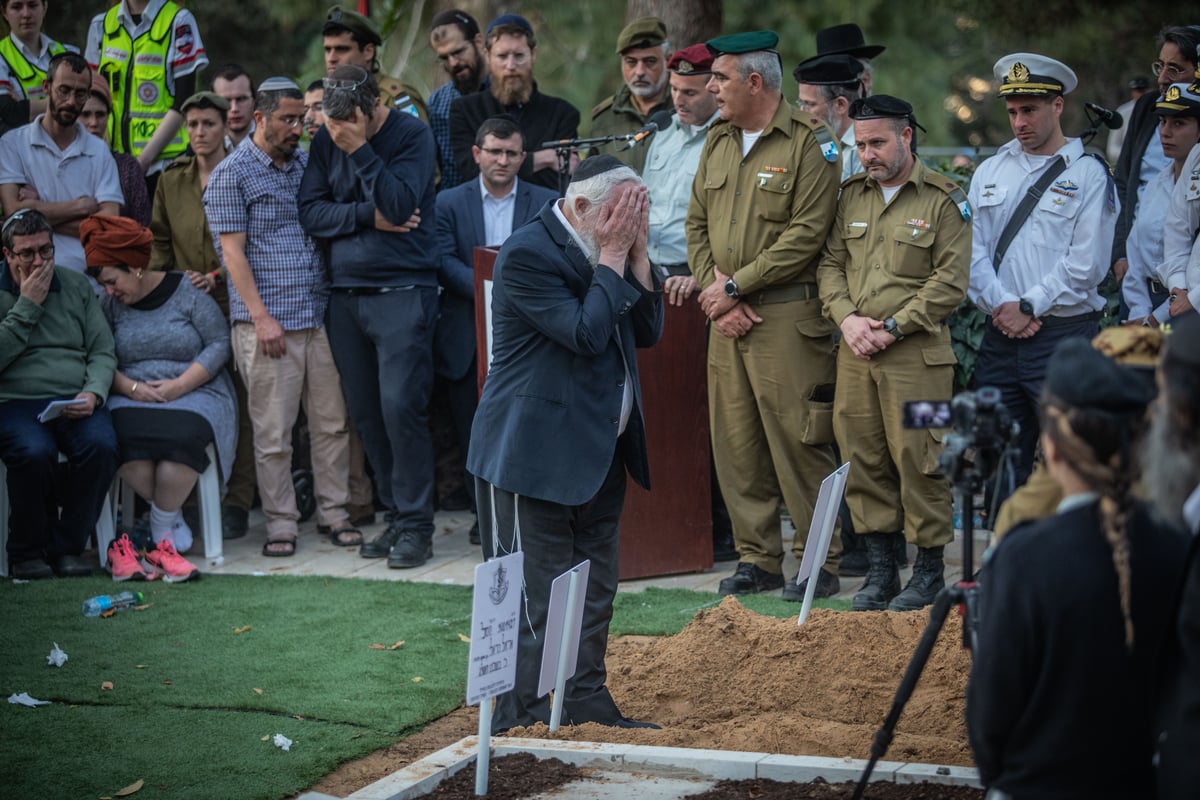 הלווית האחים יניב הי"ד: גלריה דומעת מהלווית הנרצחים