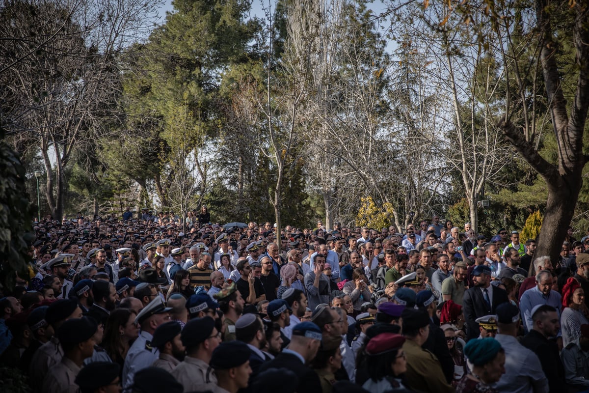 הלווית האחים יניב הי"ד: גלריה דומעת מהלווית הנרצחים