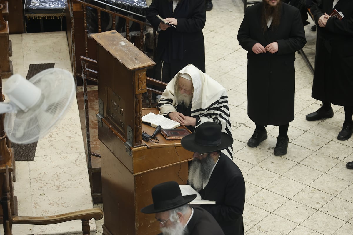 תיקון שובבי"ם אצל הגה"צ המקובל ר' אברהם אביש ציינוירט