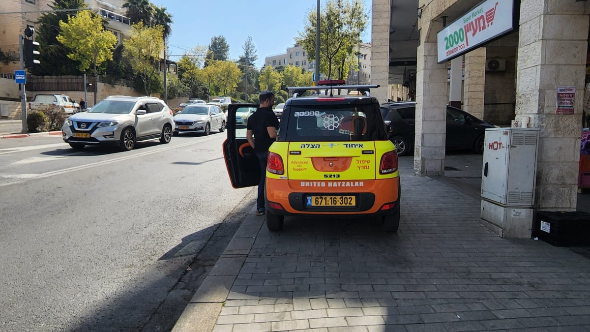 בלון גז התפוצץ בדירת מגורים בירושלים: אדם אחד נהרג ומספר פועלים נפצעו