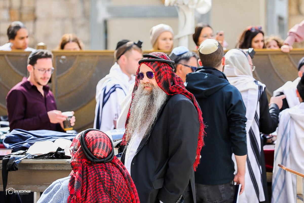 124 תמונות מרהיבות מהאווירה המיוחדת של פורים בירושלים