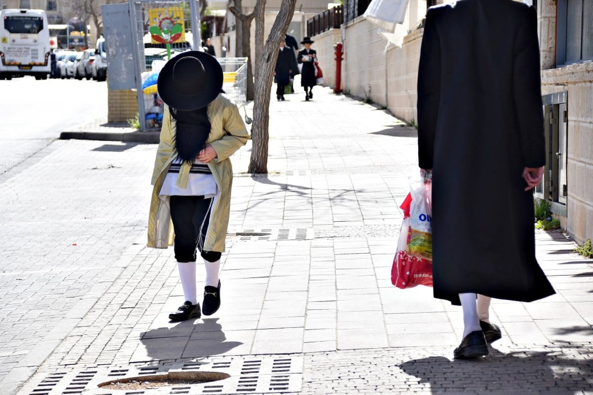 תיעוד מסכם: כך חגגו את פורים ברחובות ביתר עילית