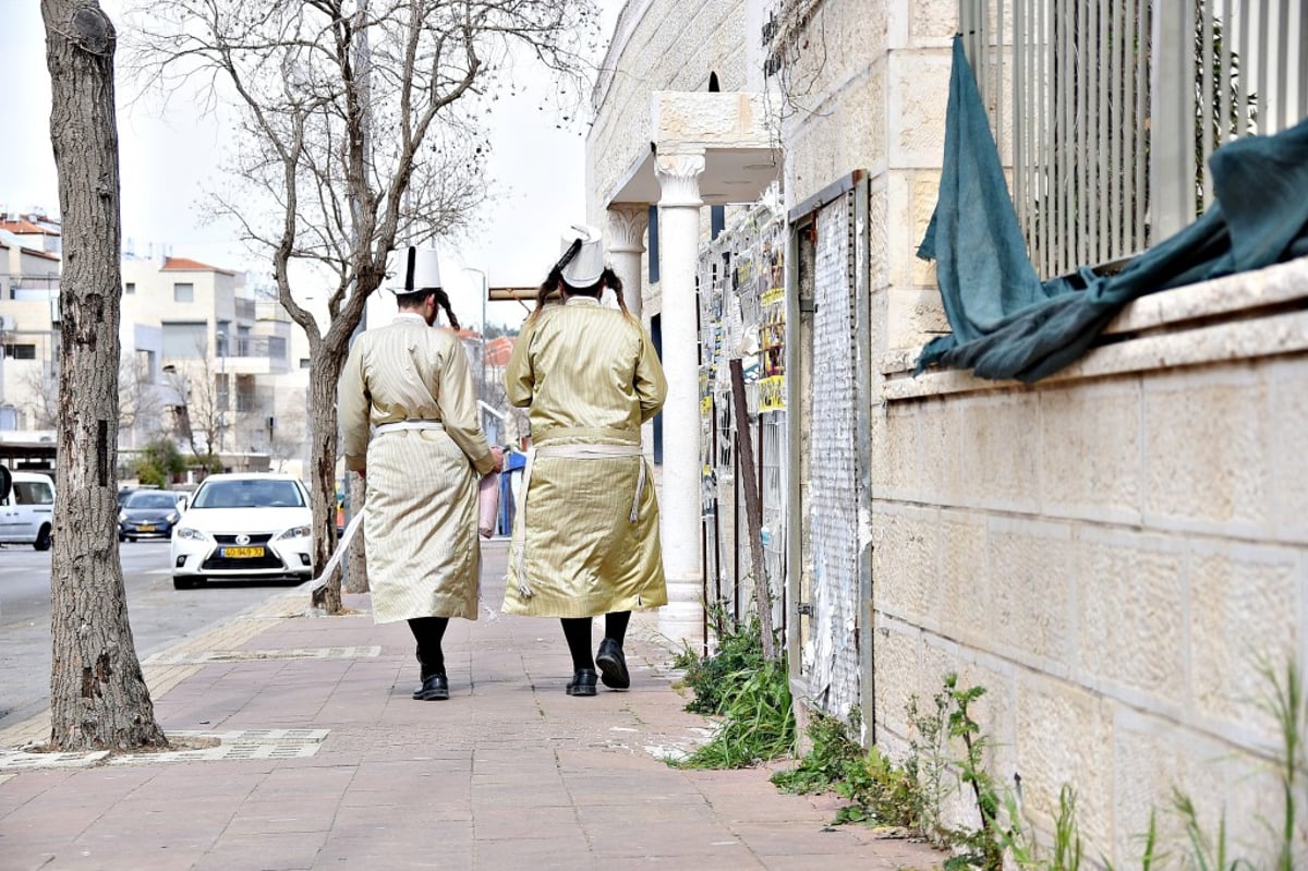 תיעוד מסכם: כך חגגו את פורים ברחובות ביתר עילית