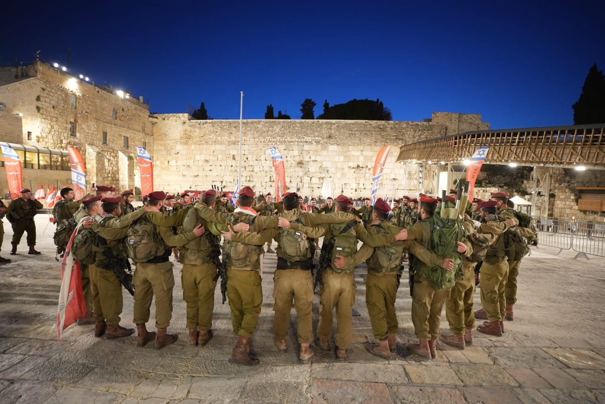 בוקר שושן פורים: אלפים והקצין שנפצע - בכותל המערבי • תיעוד