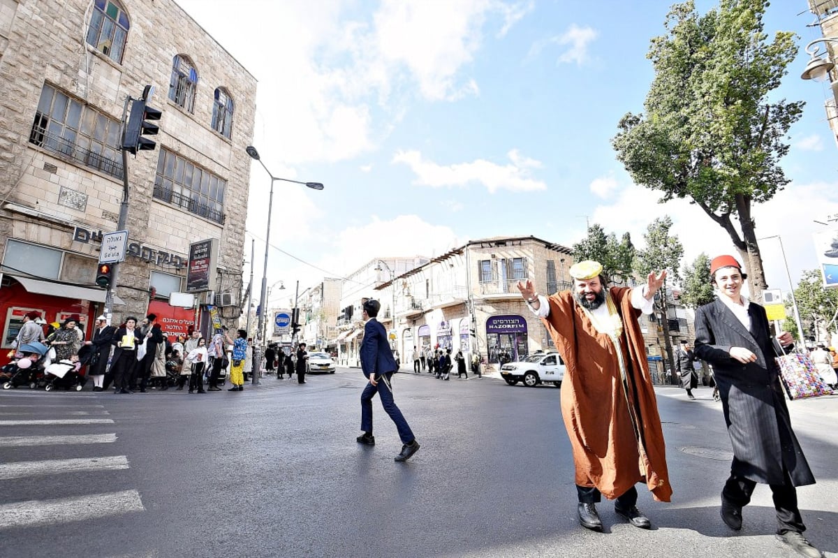 תיעוד מסכם: כך חגגו את פורים ברחובות ירושלים