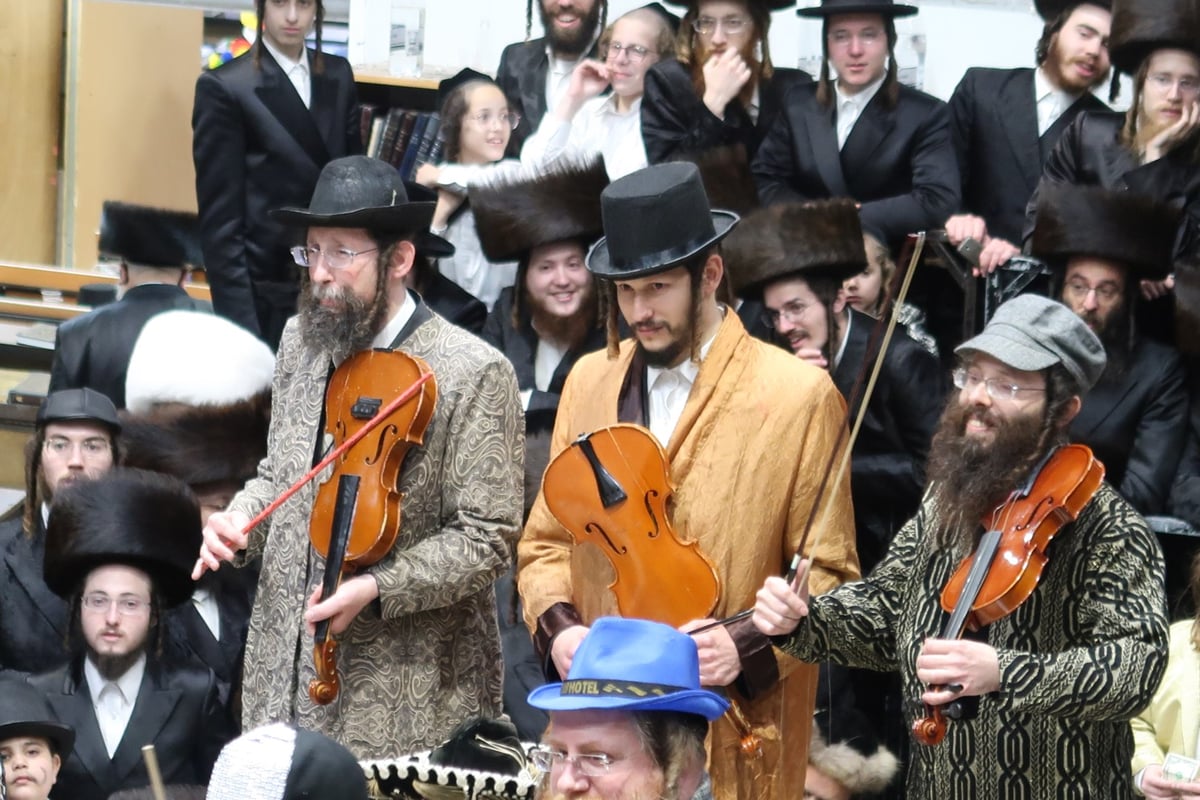 חג הפורים בחסידות סערט ויז'ניץ | תיעוד מסכם