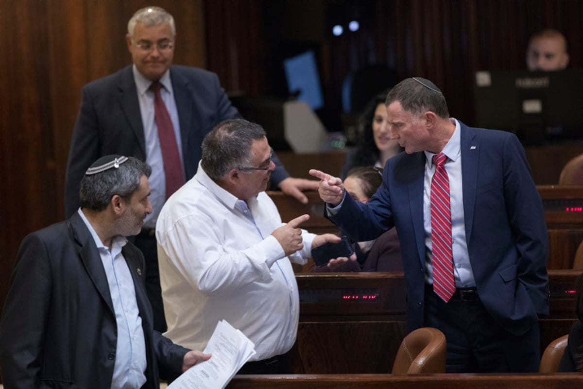 ביטן ואדלשטיין במליאה | ארכיון