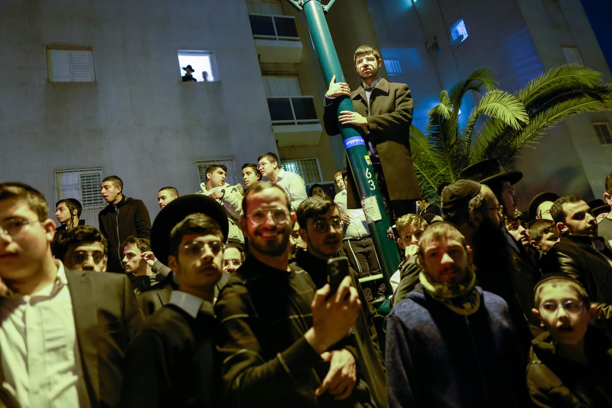 ההפגנה הסוערת נגד ח"כ משה גפני בבני ברק | תיעוד מסכם