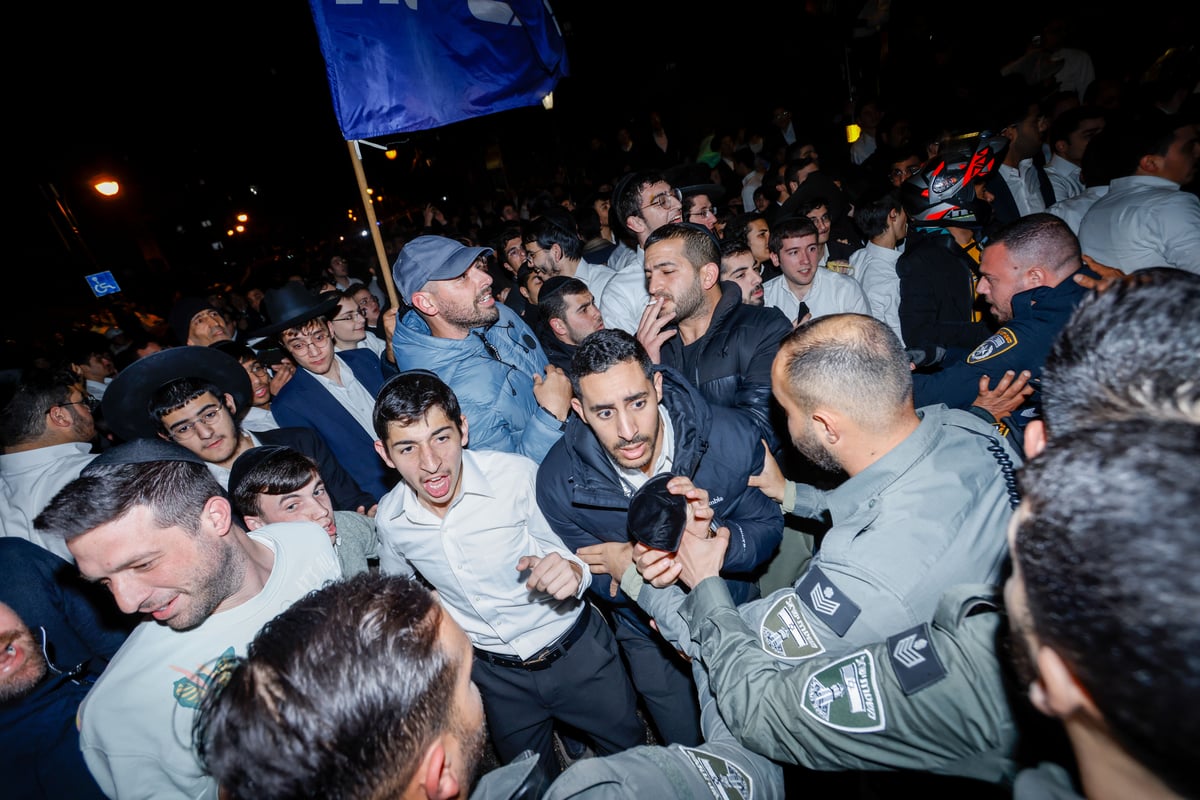 ההפגנה הסוערת נגד ח"כ משה גפני בבני ברק | תיעוד מסכם