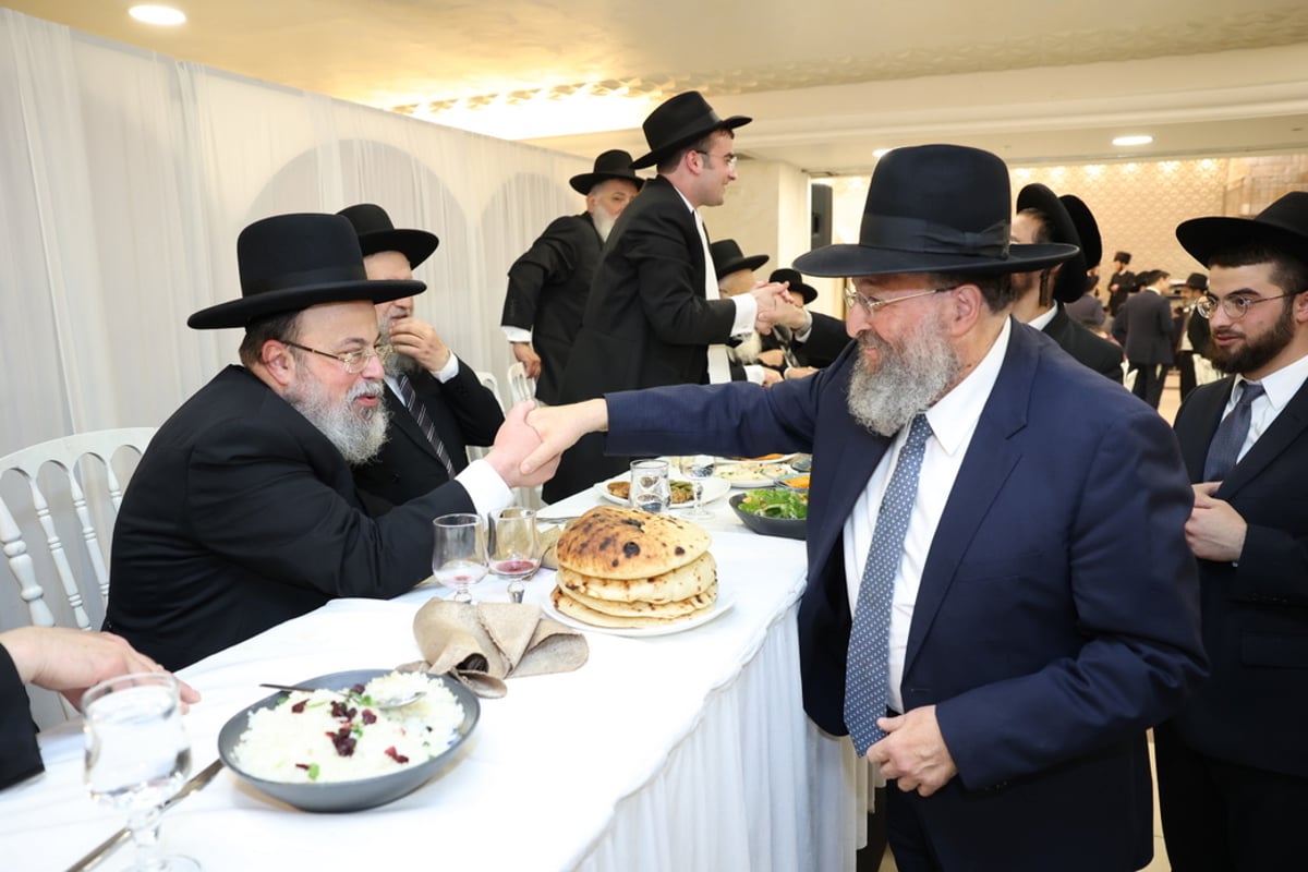 ראשי ישיבות ורבנים בחתונת בן הגר"ד אברהם | צפו