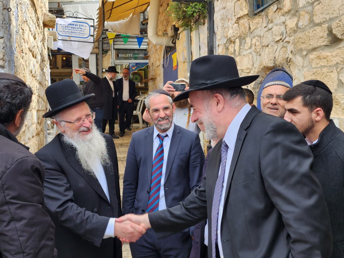 הראשון לציון רבי אליהו בקשי דורון זצ"ל הונצח בצפת | תיעוד