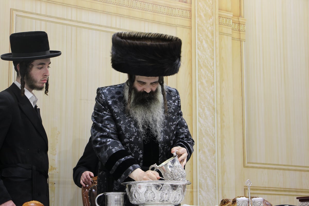 מעמד ההצלה בחצר הקודש זוטשקא | צפו