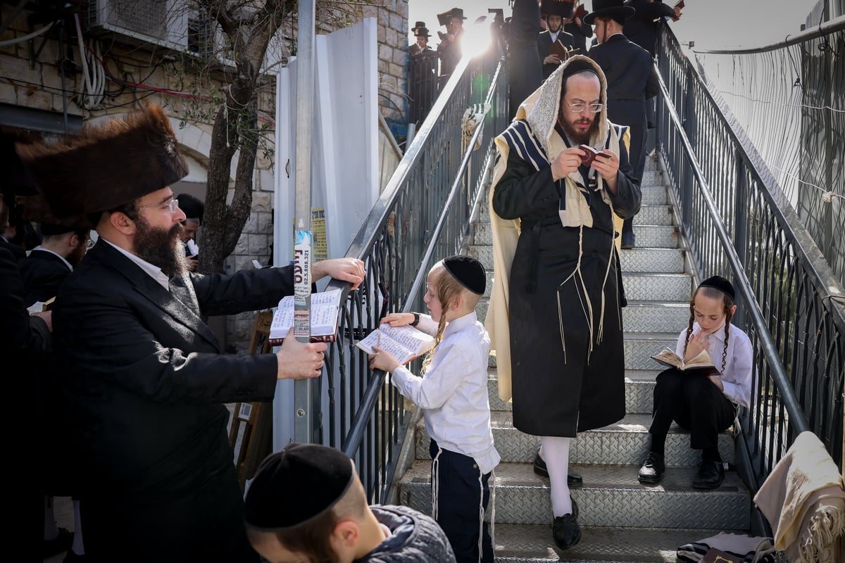 לאחר יותר מ-3 שעות: הניתוח של הרבי מבעלזא הסתיים