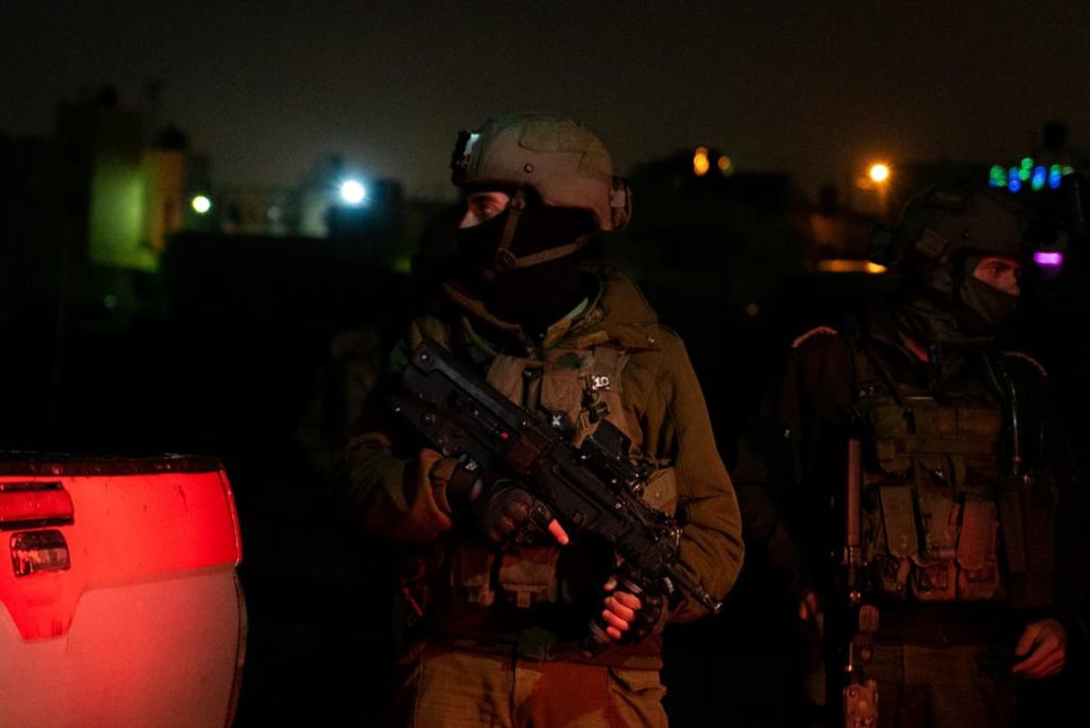 בכפר עוג'ר ובבית אומר: צה"ל עצר הלילה שבעה חשודים בטרור