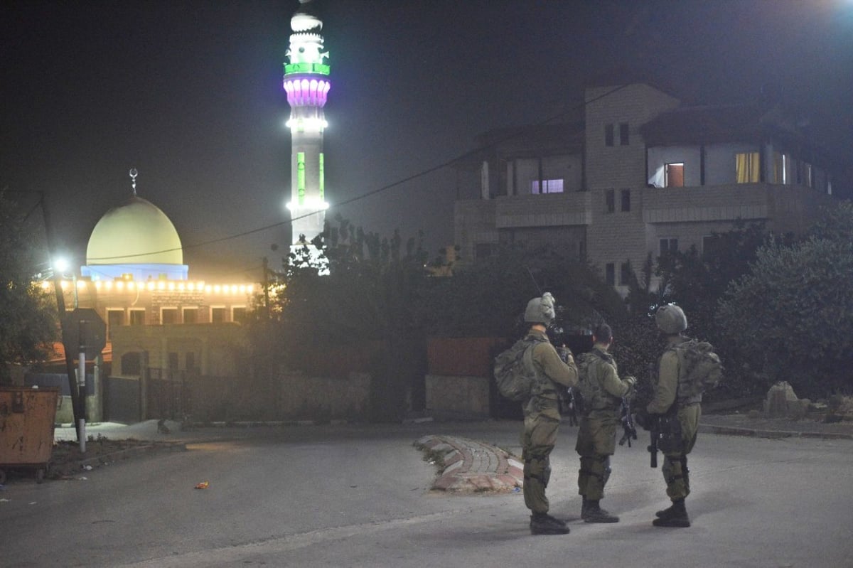 תיעוד ענק ומסכם: אלפים בקברו של יהושע בן נון