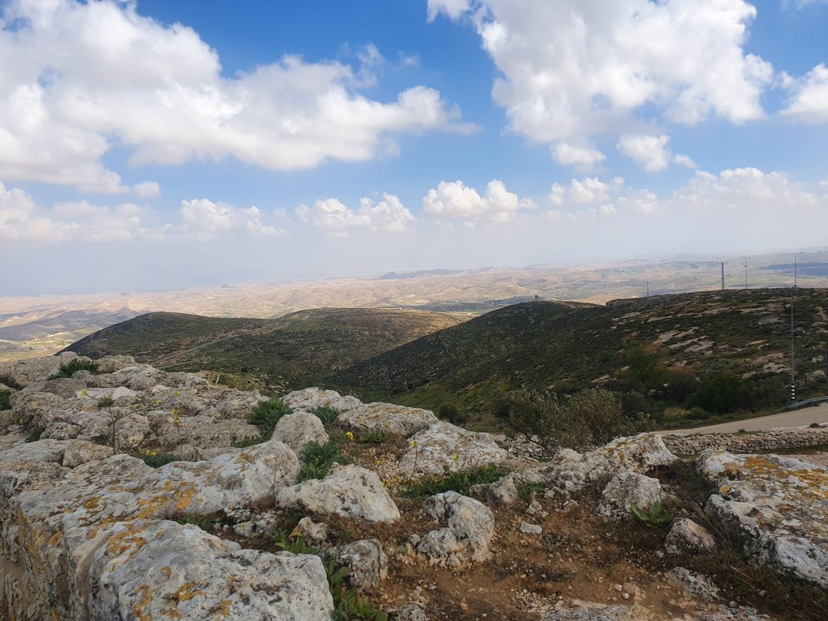 המסורת המוסלמית וכף הרגל: האם זהו קברו של לוט?