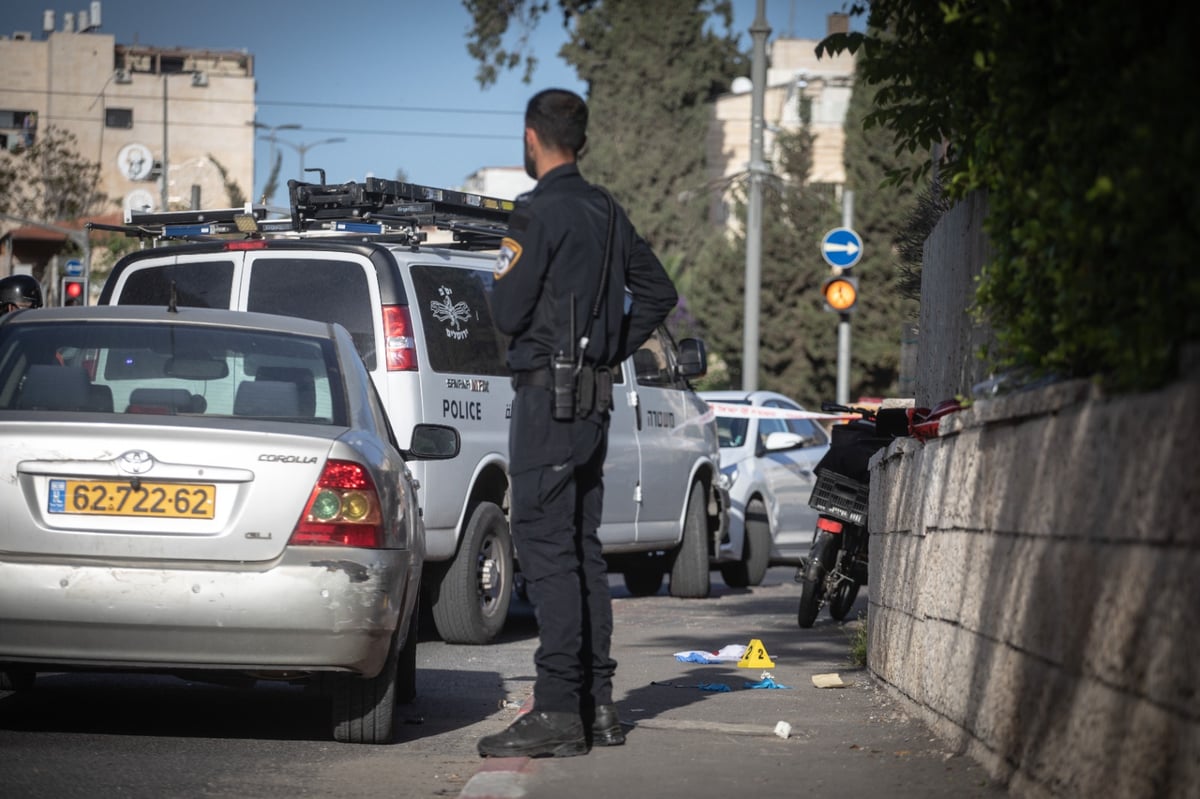 המרדף אחר המחבל שירה בשני חסידי ברסלב: לוחמים מיחידות מובחרות הוקפצו, מסוק הוזנק