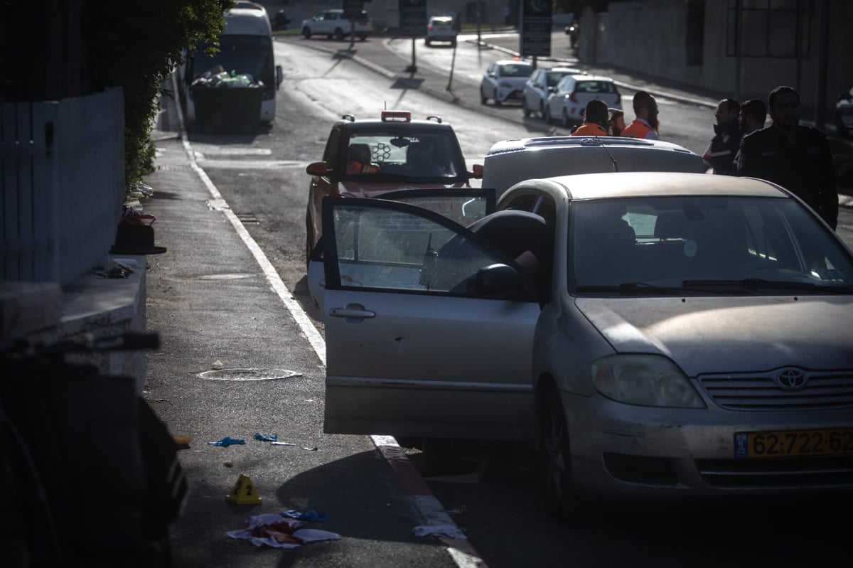 המרדף אחר המחבל שירה בשני חסידי ברסלב: לוחמים מיחידות מובחרות הוקפצו, מסוק הוזנק