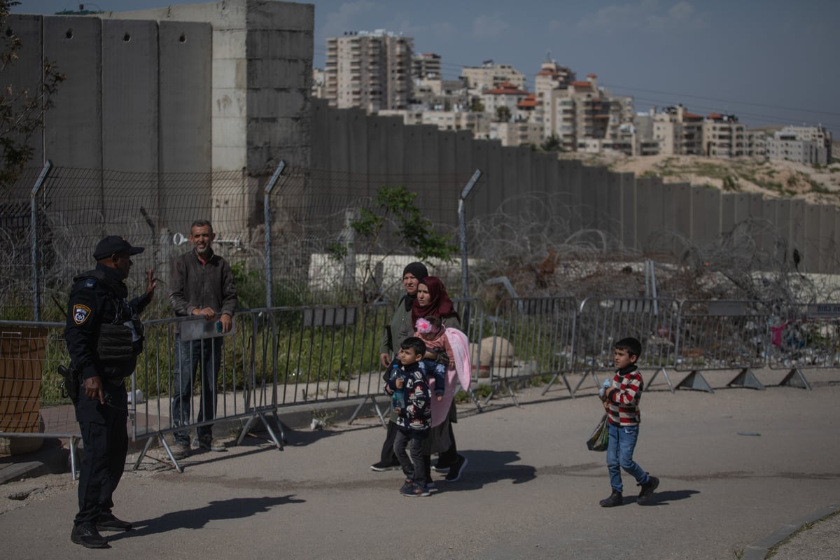 סיור מצולם • כך לוחמי מג"ב עוטף ירושלים מתמודדים עם הרמדאן והשב"חים