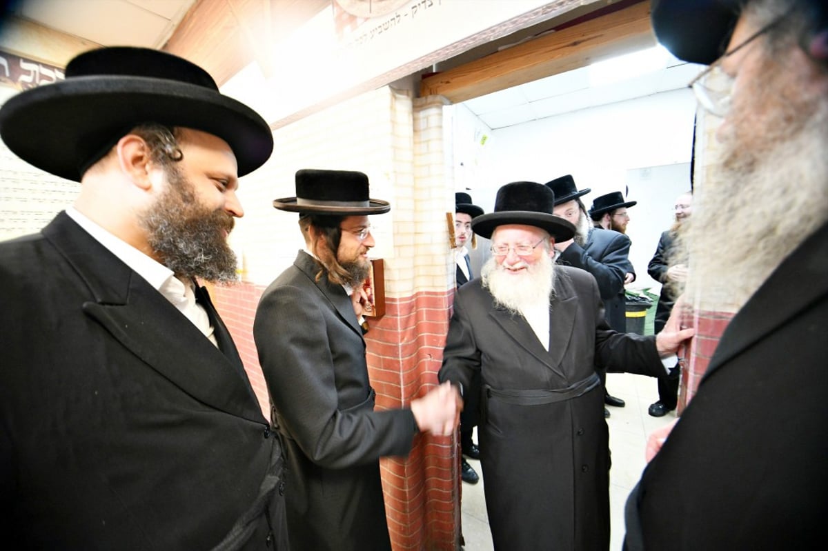 הילולת ר' ישעיה'לה בן ר' משה בשטיבלך המרכזי בביתר | צפו