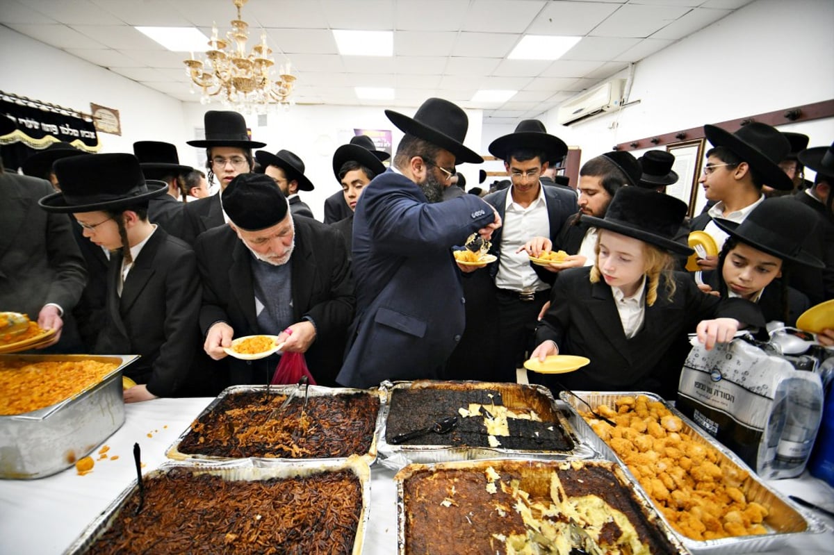 הילולת ר' ישעיה'לה בן ר' משה בשטיבלך המרכזי בביתר | צפו