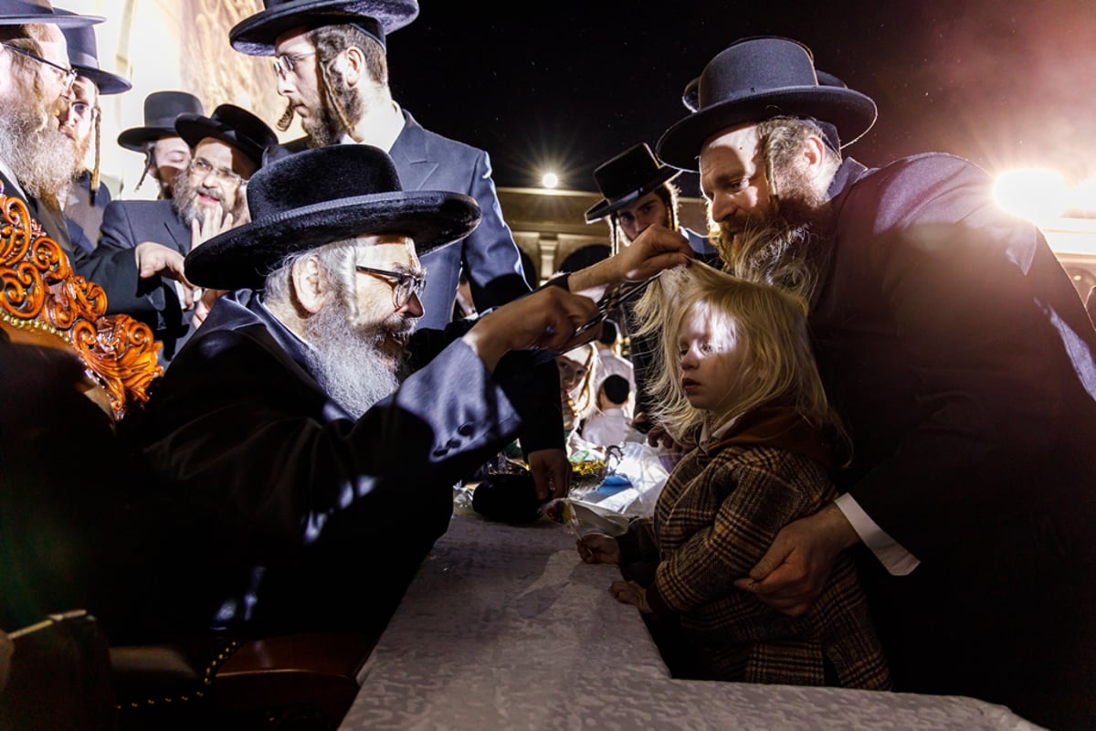 תיעוד ענק: רבבות במעמד ההדלקה בסאטמר