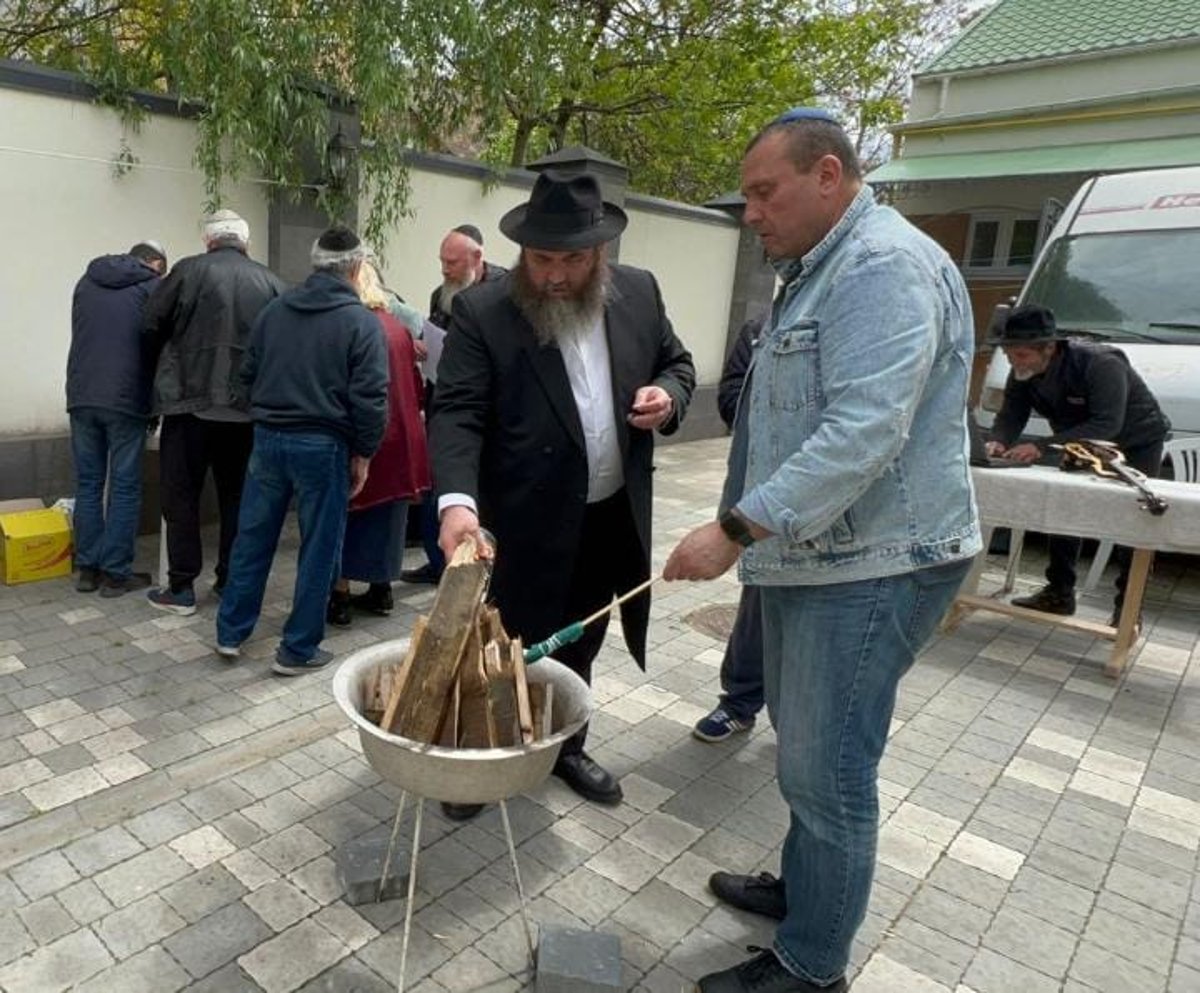 ל"ג בעומר באוקראינה: "סוף סוף אש חיובית"