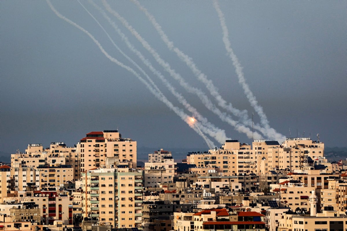 נתניהו הנחה להגביר את התקיפות; ישראל מאיימת על חמאס