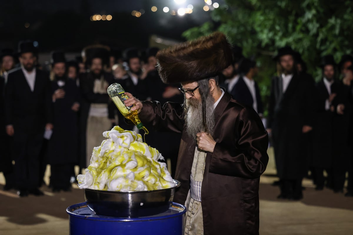 ההדלקה של המשפיע רבי נחמן בידרמן במירון | גלריה