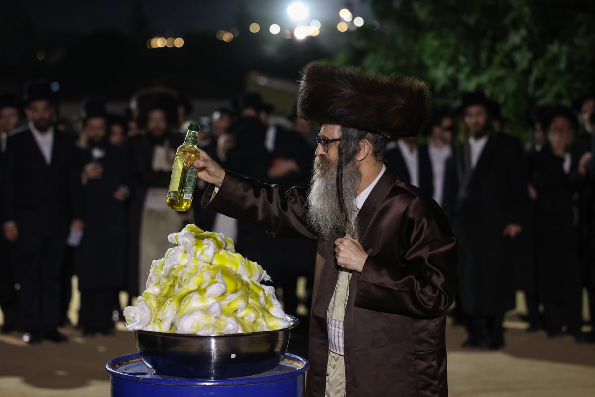 ההדלקה של המשפיע רבי נחמן בידרמן במירון | גלריה