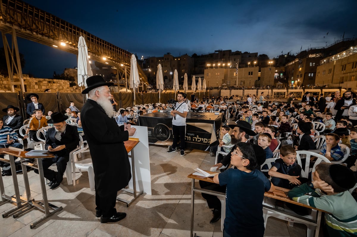 מעמד מרגש בכותל ובקהילות ברחבי העולם; צוין 'יום השחרור וההצלה' - 78 שנים לכניעת הנאצים