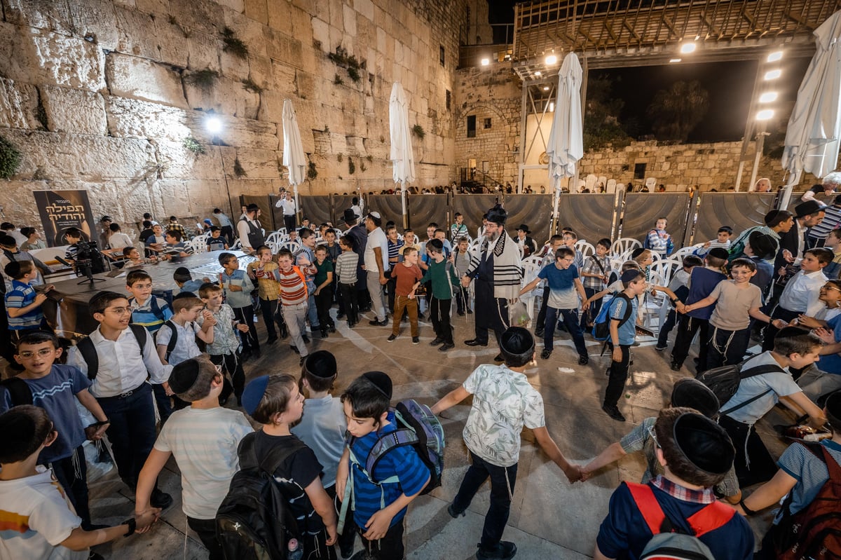 מעמד מרגש בכותל ובקהילות ברחבי העולם; צוין 'יום השחרור וההצלה' - 78 שנים לכניעת הנאצים